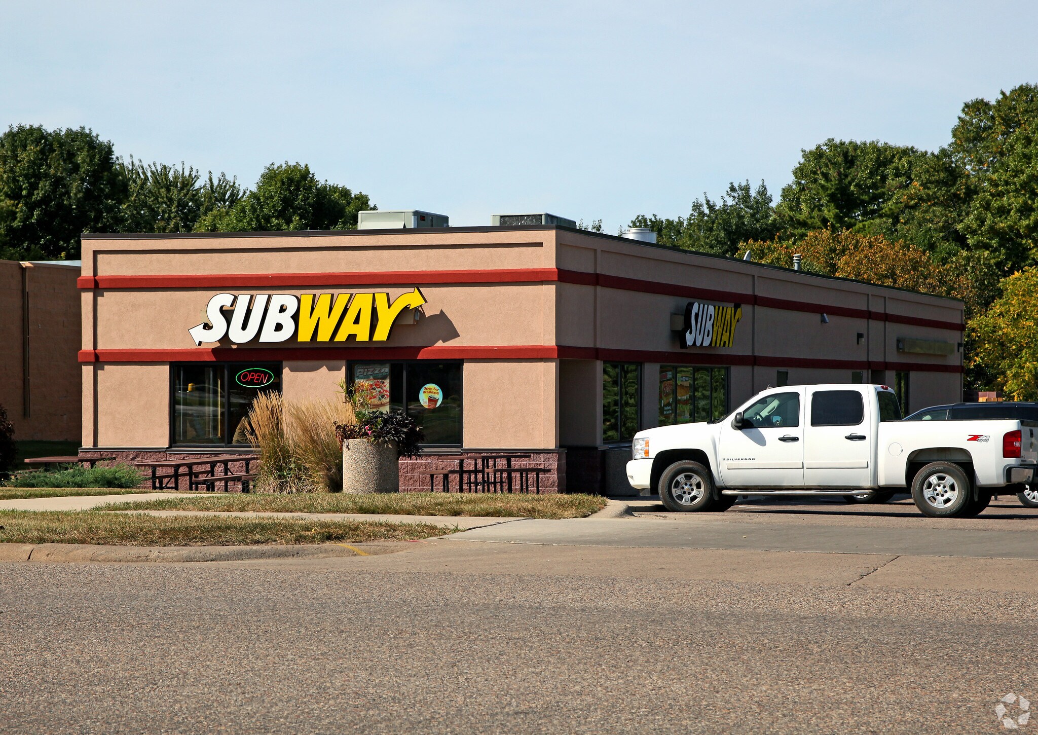 104 County Road 37, New Prague, MN for sale Primary Photo- Image 1 of 1