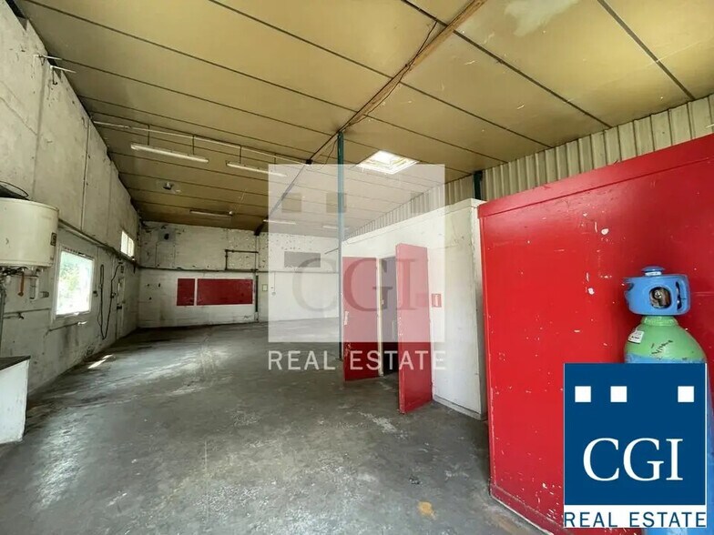 Flex in Domène for lease - Interior Photo - Image 3 of 4
