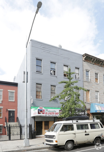 378 Central Ave, Brooklyn, NY for sale - Primary Photo - Image 1 of 1