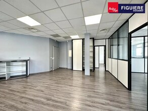 425 Rue René Descartes, Aix-en-Provence for lease Building Photo- Image 1 of 7