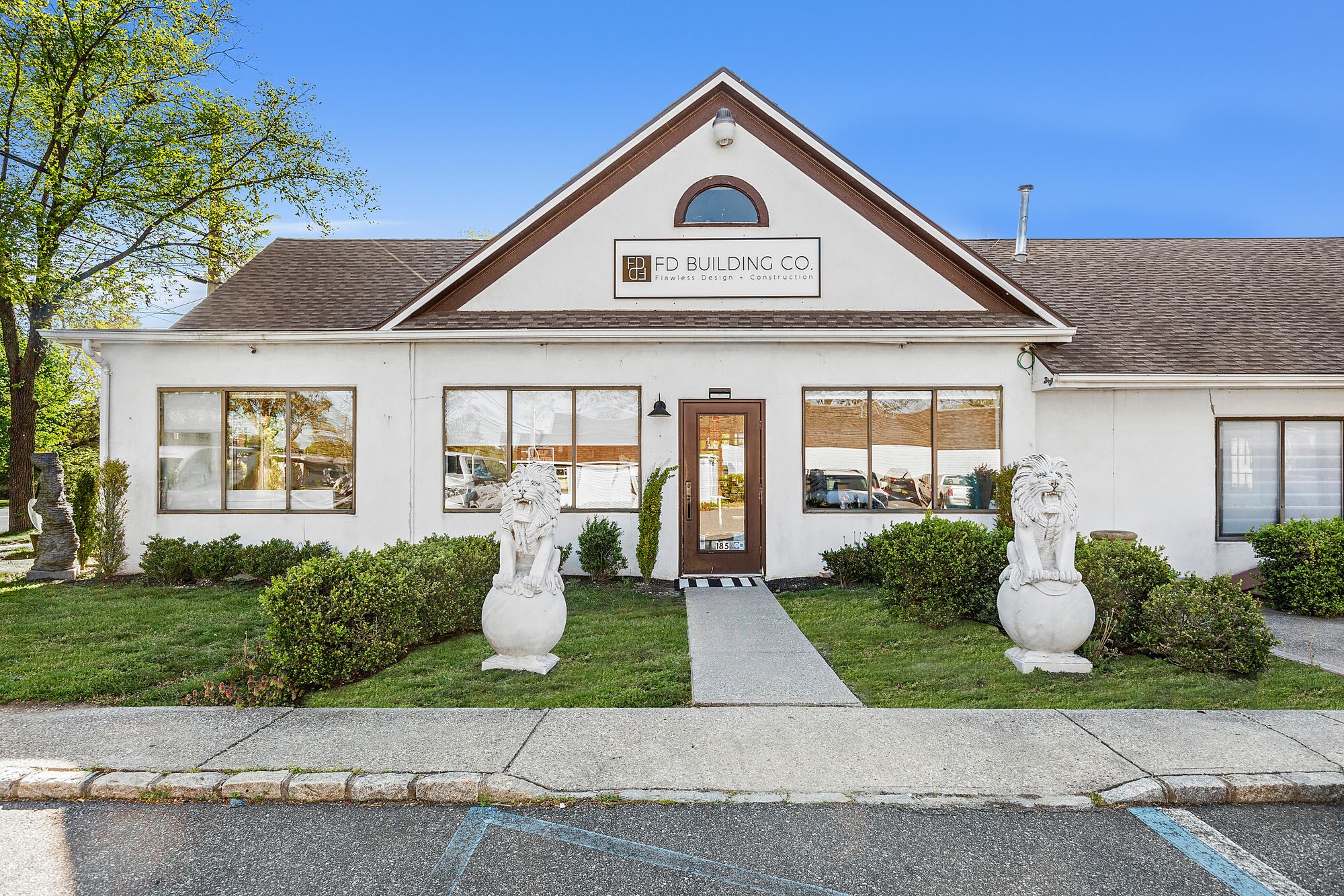 173-185 Montauk Hwy, Westhampton Beach, NY for sale Building Photo- Image 1 of 1