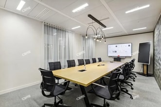 51 Rue Paul Meurice, Paris for lease Interior Photo- Image 2 of 10