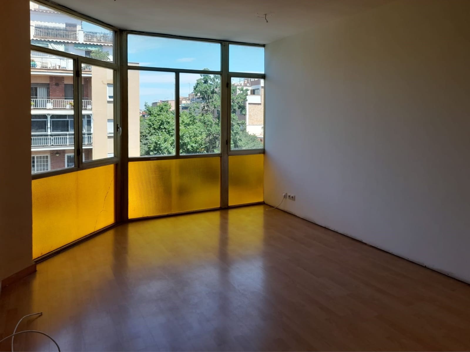 Office in Barcelona, Barcelona for lease Interior Photo- Image 1 of 14