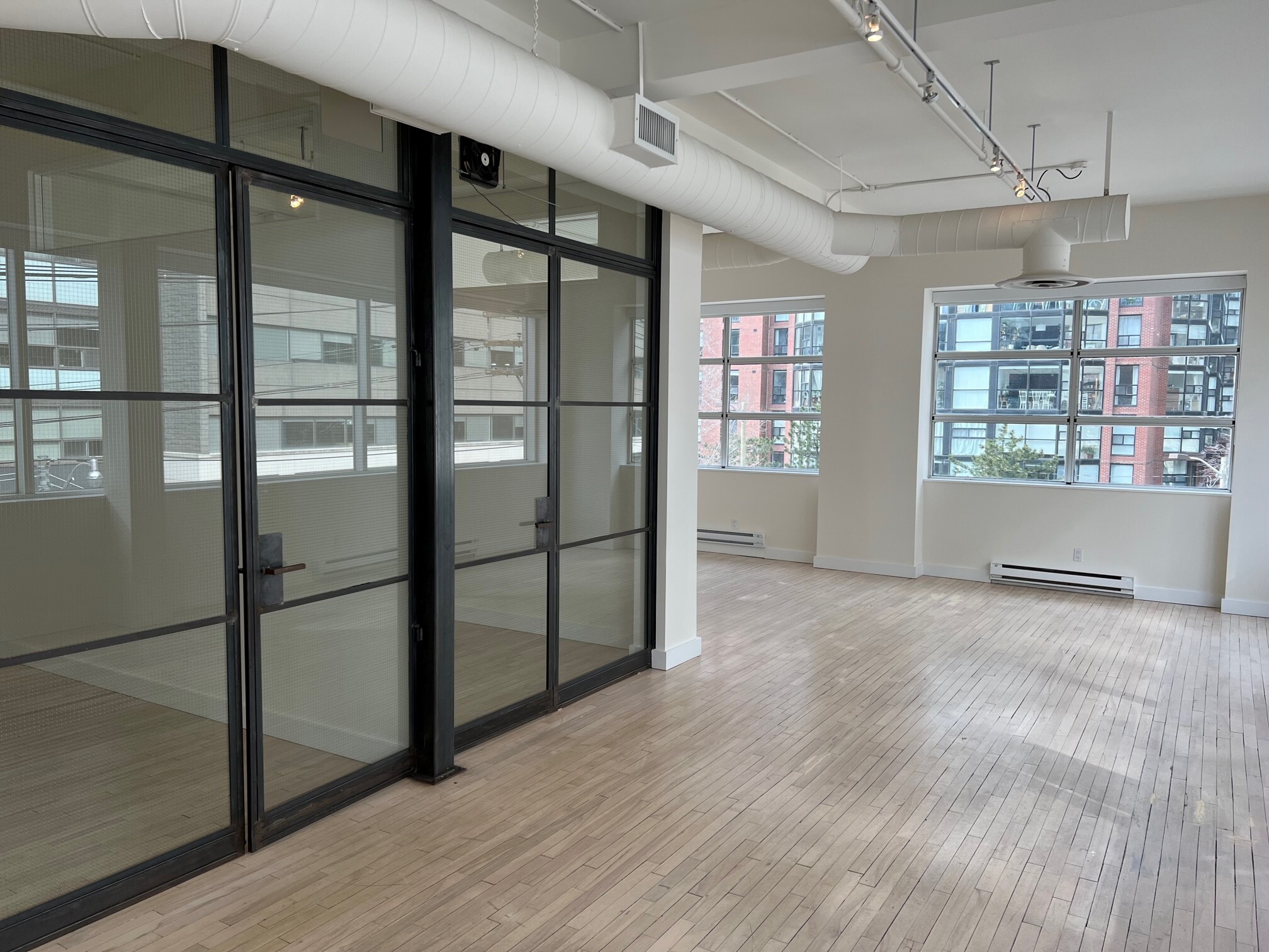 675 King St W, Toronto, ON for lease Interior Photo- Image 1 of 7