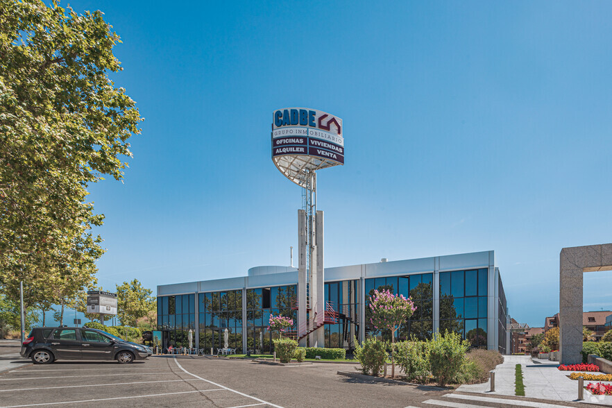 Enrique Granados, 6, Pozuelo De Alarcón, Madrid for lease - Building Photo - Image 1 of 11