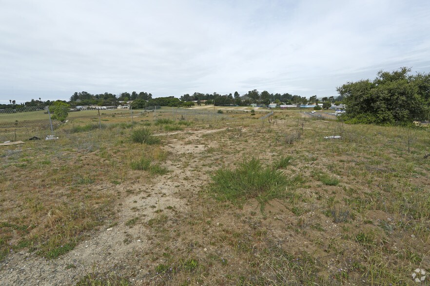 Mary Ave, Nipomo, CA 93444