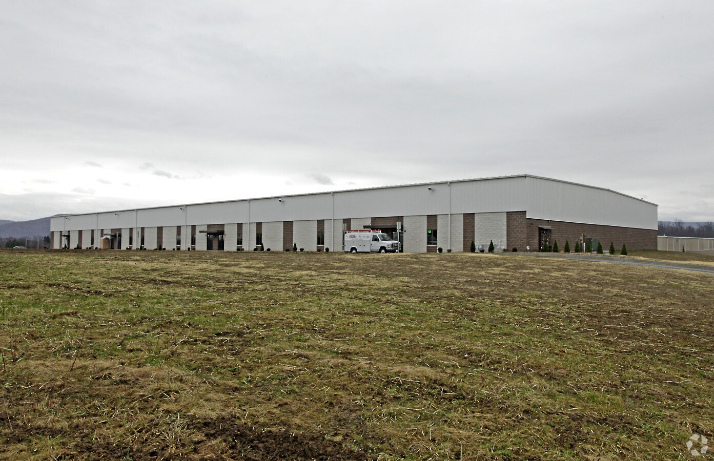 55 Bay Hill Dr, Latrobe, PA 15650