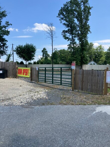 5500 Olney Laytonsville Rd, Olney, MD for lease - Primary Photo - Image 1 of 5