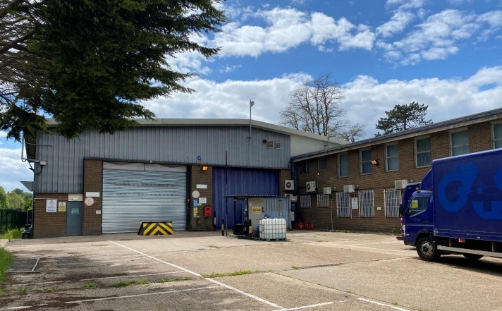 Brighton Rd, Coulsdon for lease Building Photo- Image 1 of 4