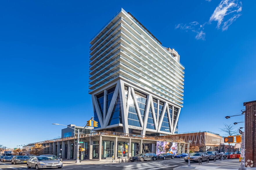 109 N 12th St, Brooklyn, NY for lease - Building Photo - Image 2 of 15