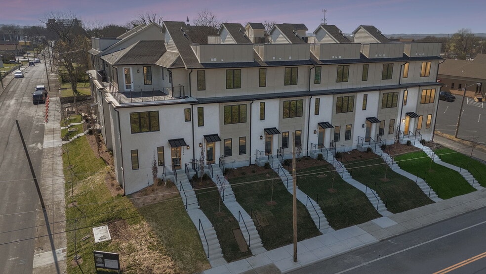1017-1021 12th Ave N, Nashville, TN for sale - Building Photo - Image 2 of 9