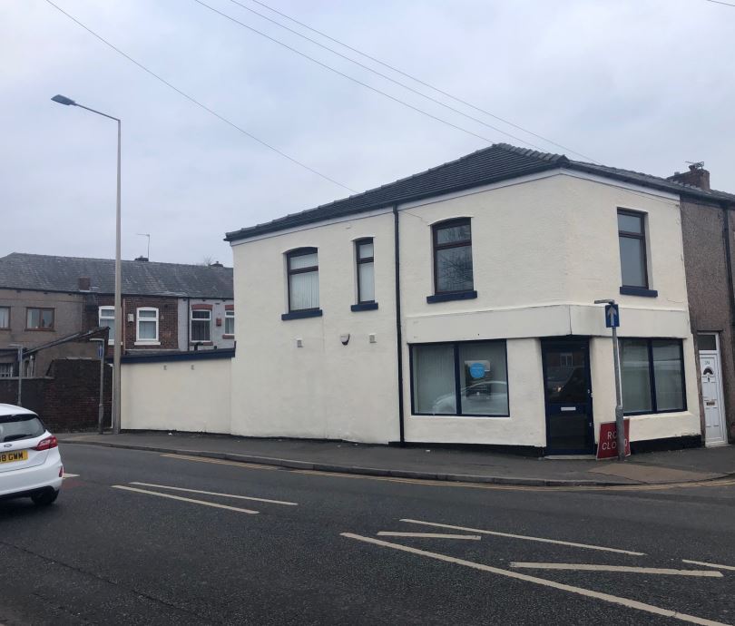 37-39 Kirkhall Ln, Leigh for sale Building Photo- Image 1 of 1