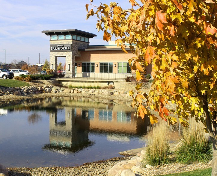 5200 Fountains Dr NE, Cedar Rapids, IA 52411