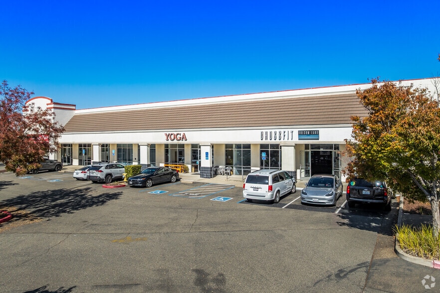 1013 Riley St, Folsom, CA for lease - Building Photo - Image 2 of 4