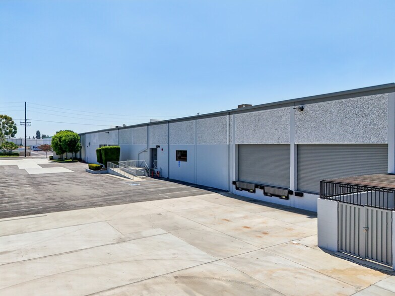 15005 Marquardt Ave, Santa Fe Springs, CA for lease - Building Photo - Image 1 of 8