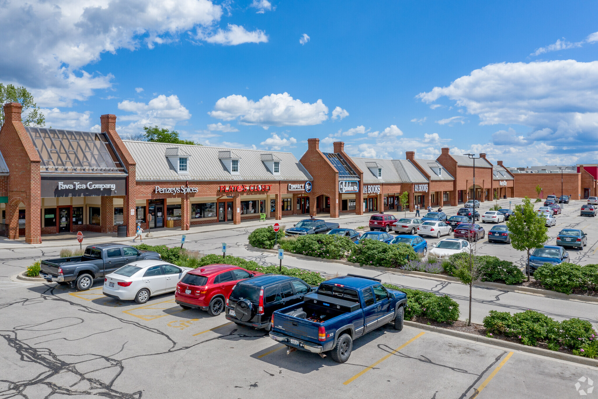 4850-5070 S 74th St, Milwaukee, WI for lease Building Photo- Image 1 of 14