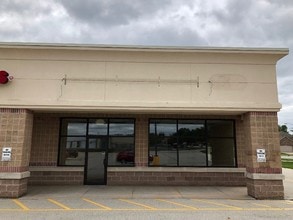 2465 Lineville Rd, Howard, WI for lease Building Photo- Image 2 of 4