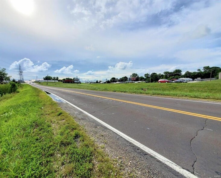 Veterans East Memorial Pkwy, Truesdale, MO for sale - Primary Photo - Image 1 of 5