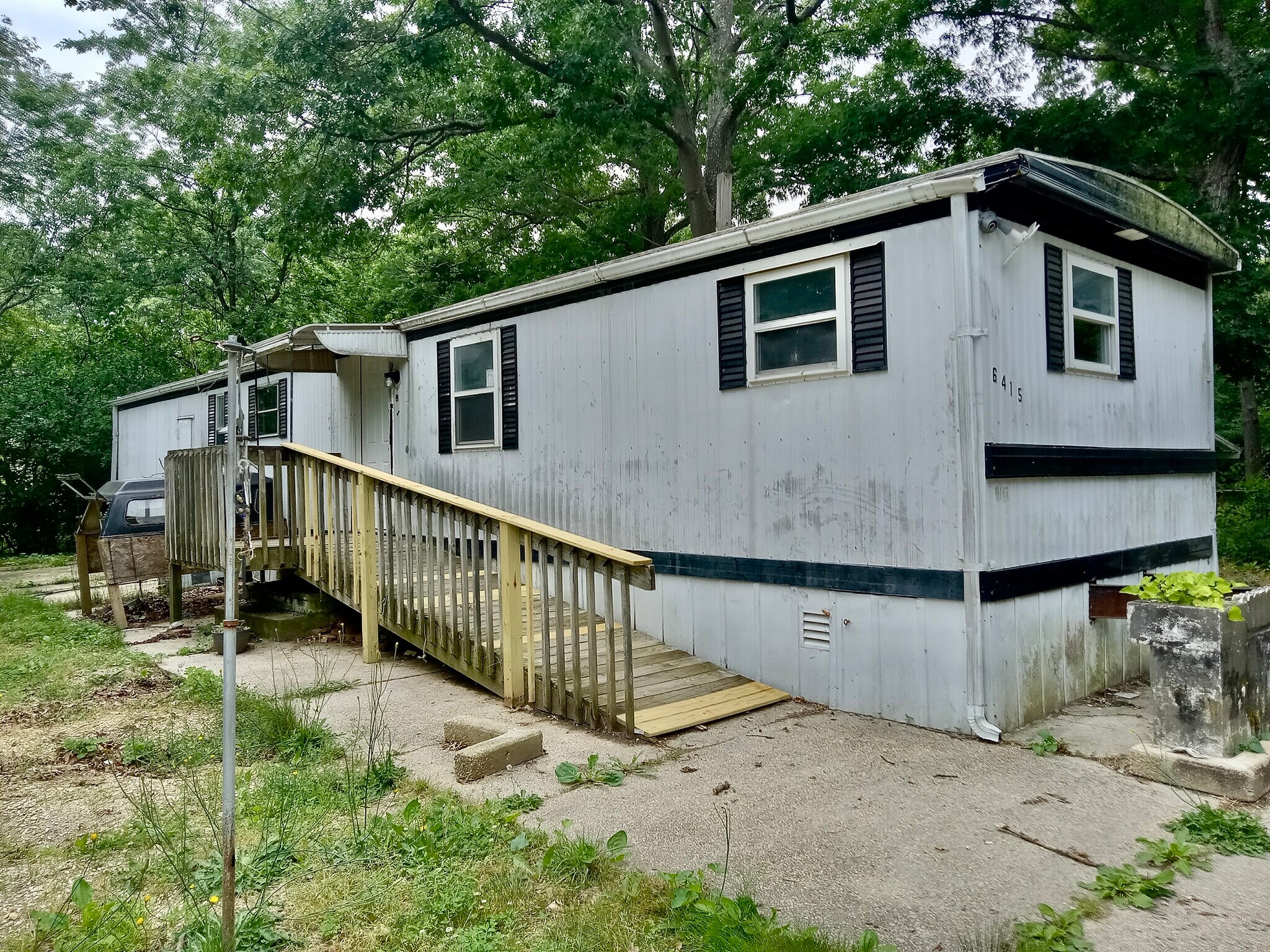 6415 Magnolia Dr, Millville, NJ for sale Primary Photo- Image 1 of 2