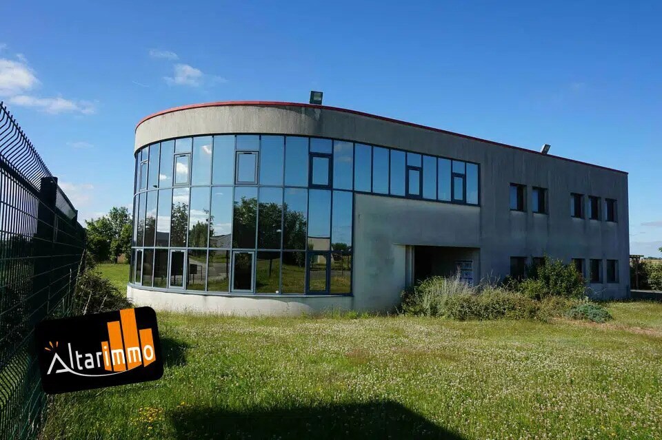 Office in Brou for lease Building Photo- Image 1 of 6