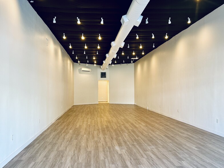 14514-14516 Ventura Blvd, Sherman Oaks, CA for lease - Interior Photo - Image 2 of 8