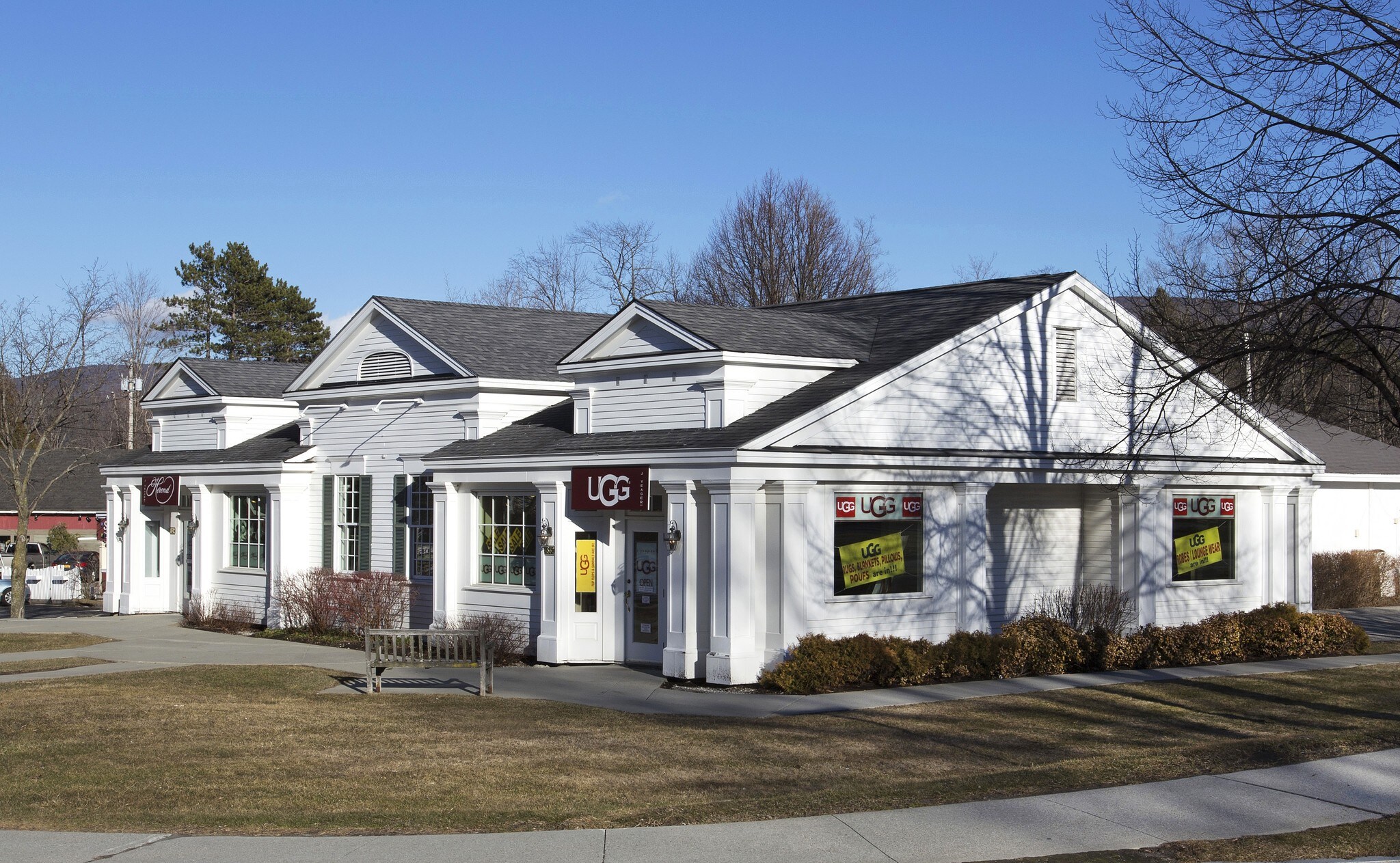 4532 Main St, Manchester Center, VT 05255 Commercial property for