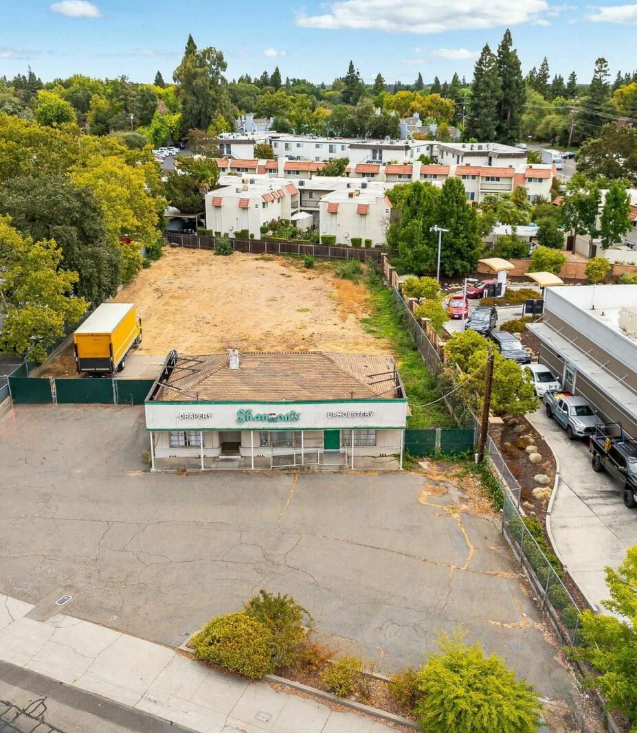 5112 Fair Oaks Blvd, Carmichael, CA for sale Primary Photo- Image 1 of 2