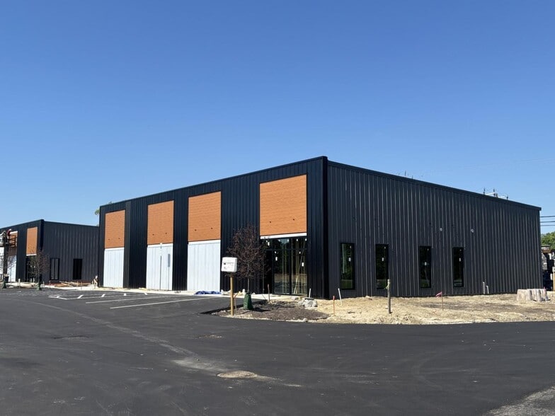 2724 Castle Hayne Rd, Wilmington, NC for lease - Building Photo - Image 3 of 7