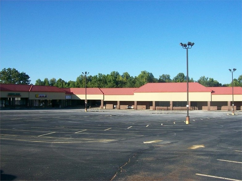 610 S Big A Rd, Toccoa, GA for sale - Primary Photo - Image 1 of 1