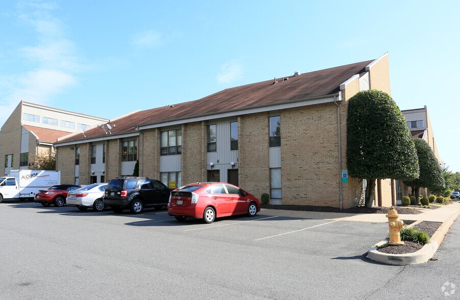 8565-8567 Sudley Rd, Manassas, VA for sale - Building Photo - Image 1 of 1