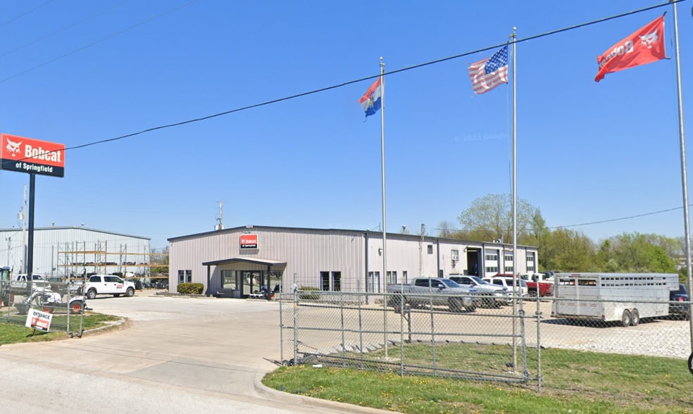 2520 N Eastgate Ave, Springfield, MO for lease - Building Photo - Image 2 of 14
