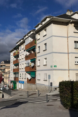 More details for Calle Luceros, 2, Collado Villalba - Multifamily for Sale