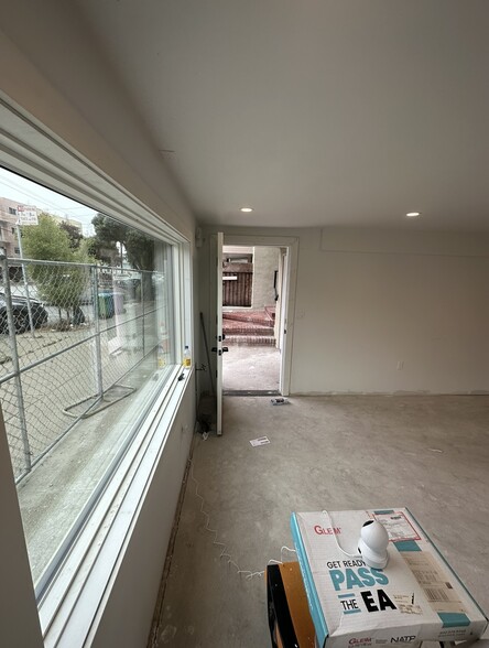 1800 Noriega St, San Francisco, CA for lease - Interior Photo - Image 2 of 7