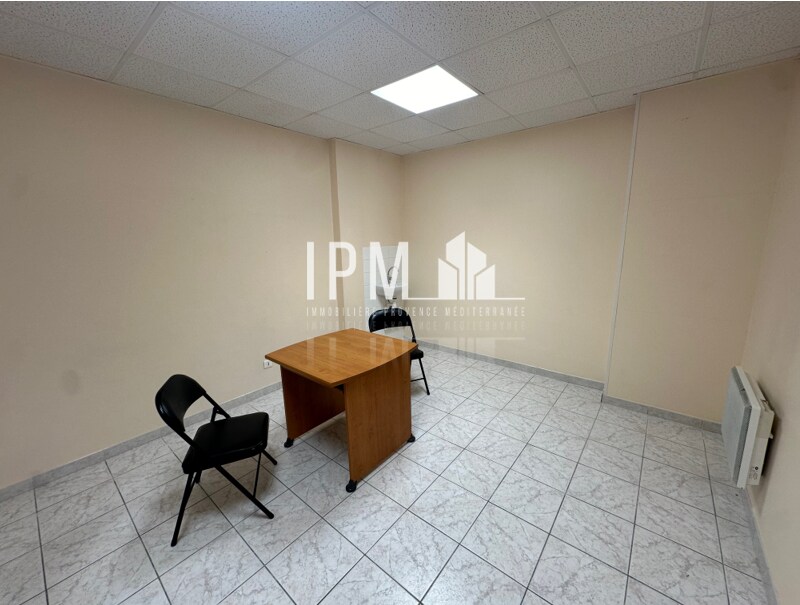 1 Bd Piot, Roquevaire for lease Interior Photo- Image 1 of 4