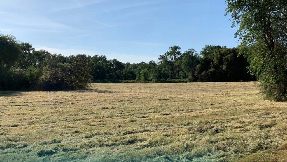 5361 Saunders Ave, Loomis, CA 95650