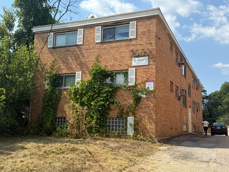 3553-3559 Van Antwerp Pl, Cincinnati, OH for sale - Building Photo - Image 2 of 25
