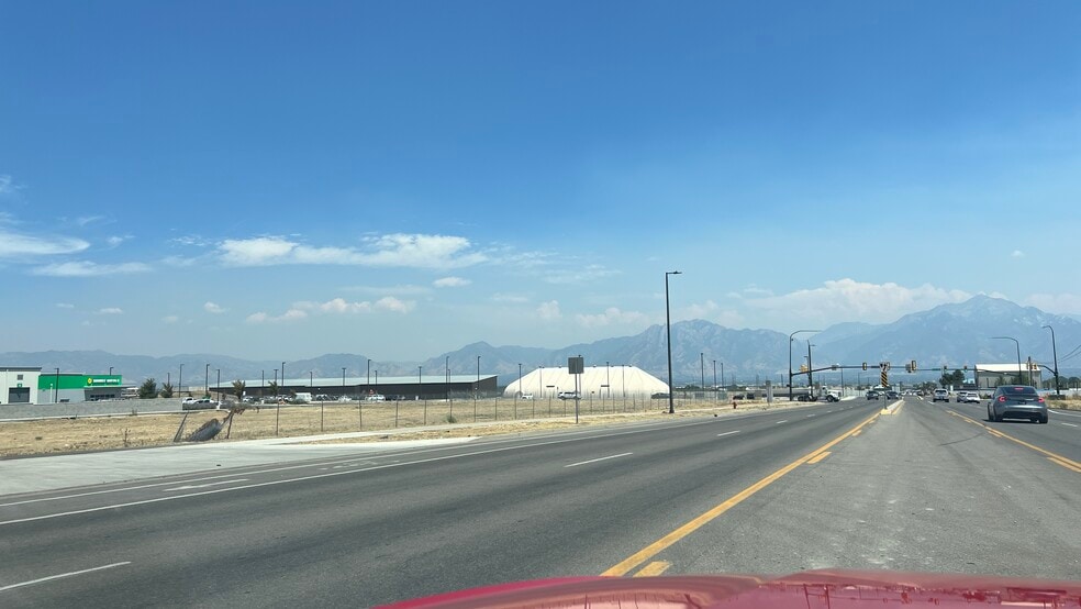 4614 West 7800 South, West Jordan, UT for sale - Primary Photo - Image 2 of 11