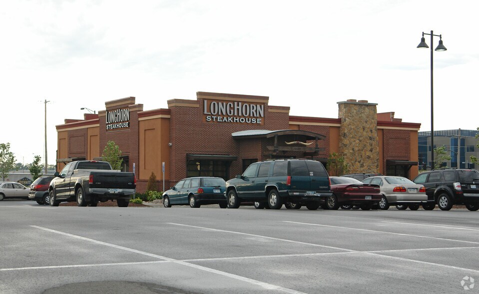 16689 W 119th St, Olathe, KS for sale - Primary Photo - Image 1 of 1