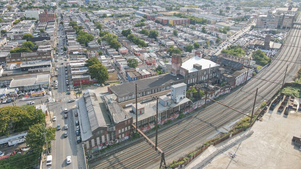 201-219 W Glenwood Ave, Philadelphia, PA for lease - Building Photo - Image 3 of 16