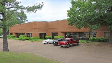 4539 Winchester, Memphis, TN for lease Building Photo- Image 1 of 8