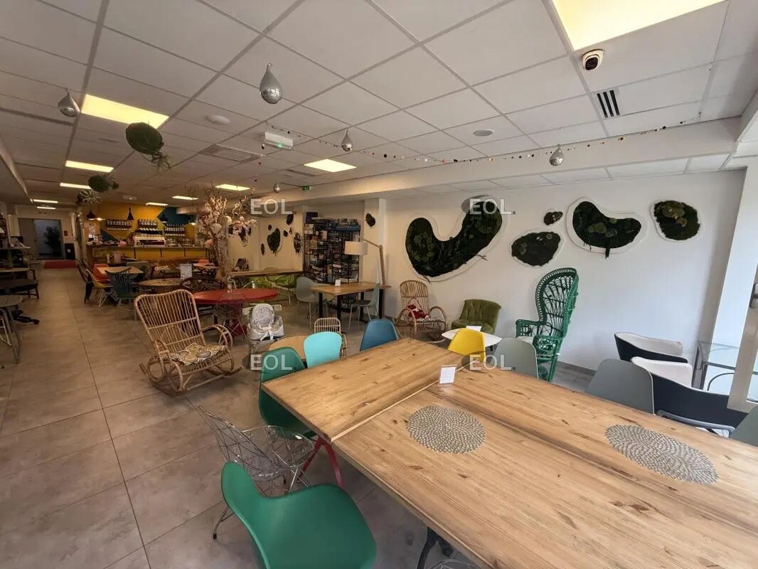 Office in Champigny-sur-Marne for sale Building Photo- Image 1 of 8