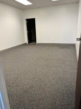 3010-3054 W Hobson Rd, Woodridge, IL for lease Interior Photo- Image 1 of 2