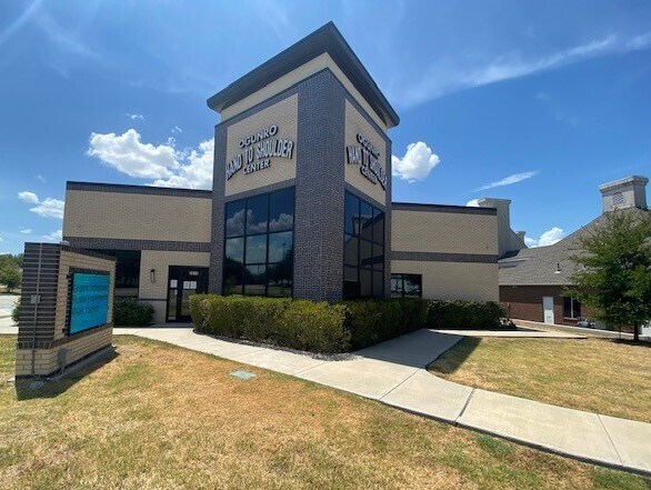 3670 W Wheatland Rd, Dallas, TX for sale Primary Photo- Image 1 of 1