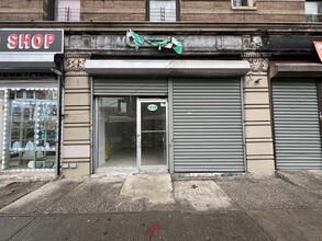 1711 Amsterdam Ave, New York, NY for lease Building Photo- Image 1 of 2