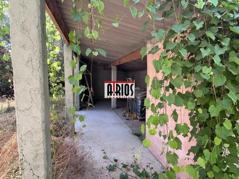 Flex in Solliès-Pont for lease - Building Photo - Image 1 of 14