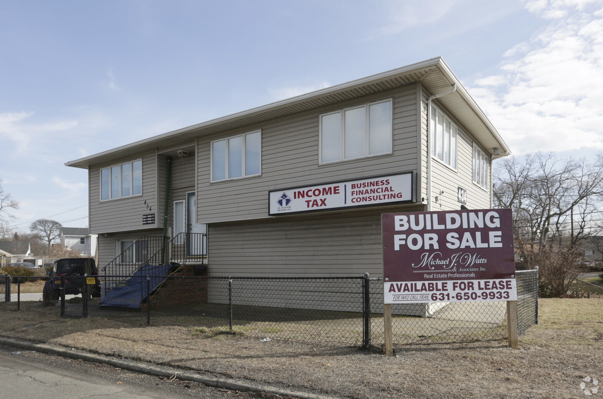 434 Sunrise Hwy, West Islip, NY 11795