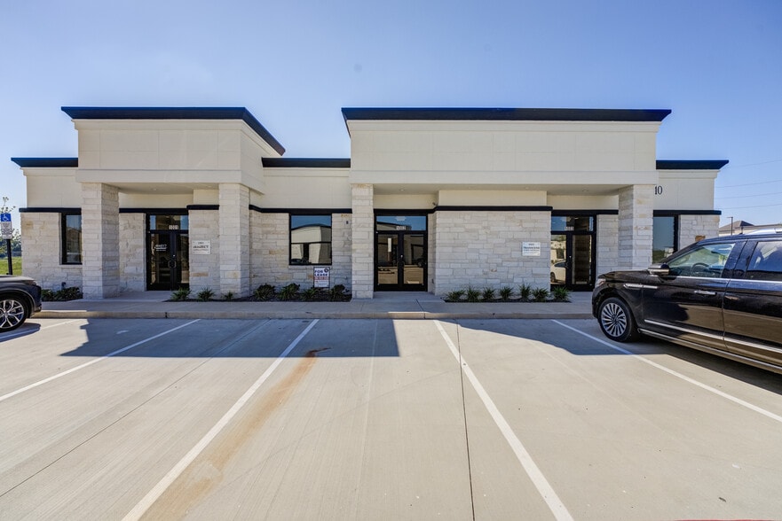 Office in Sugar Land, TX for sale - Building Photo - Image 2 of 49