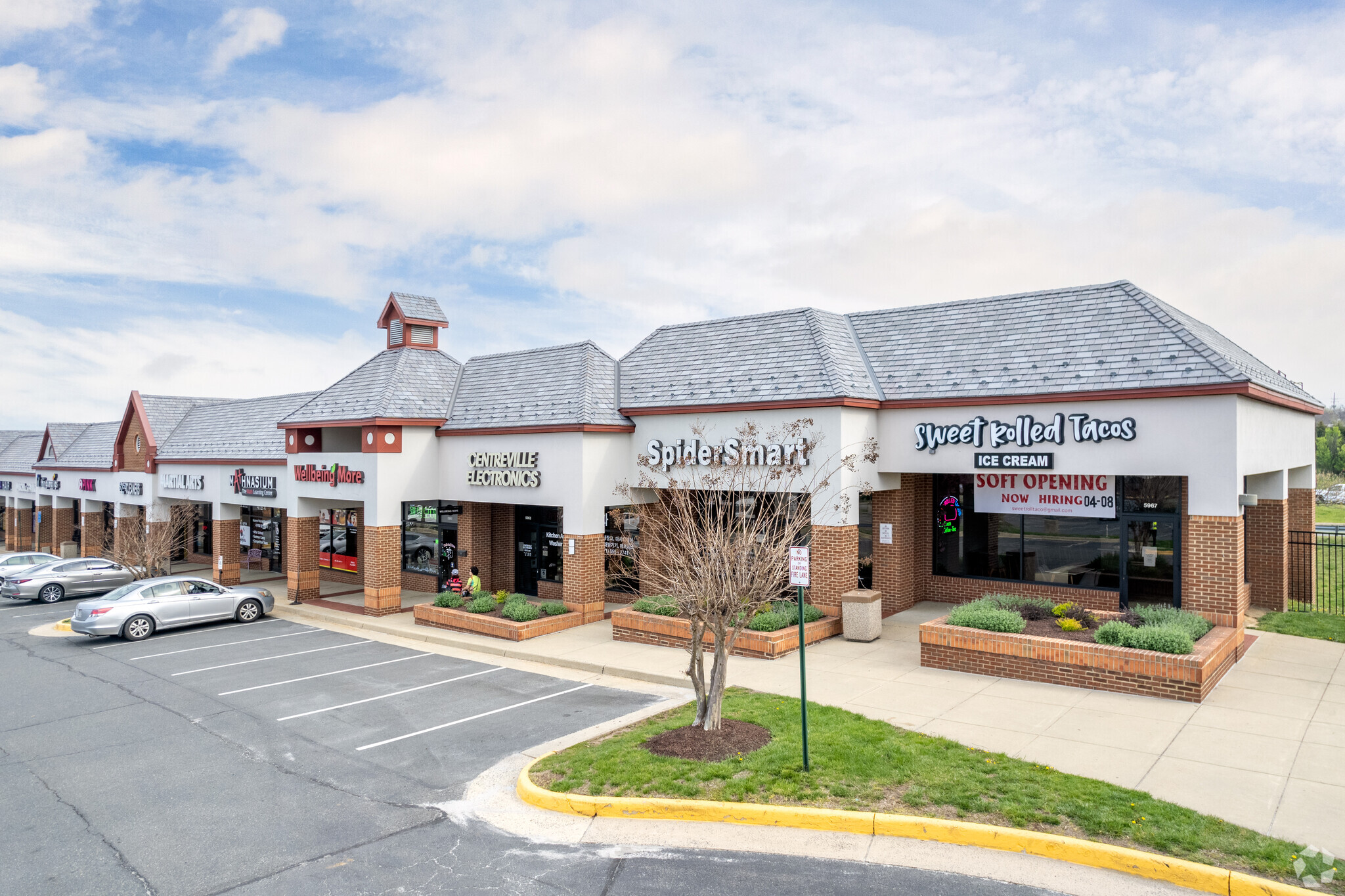 5901-6075 Centreville Crest Ln, Centreville, VA for lease Building Photo- Image 1 of 41