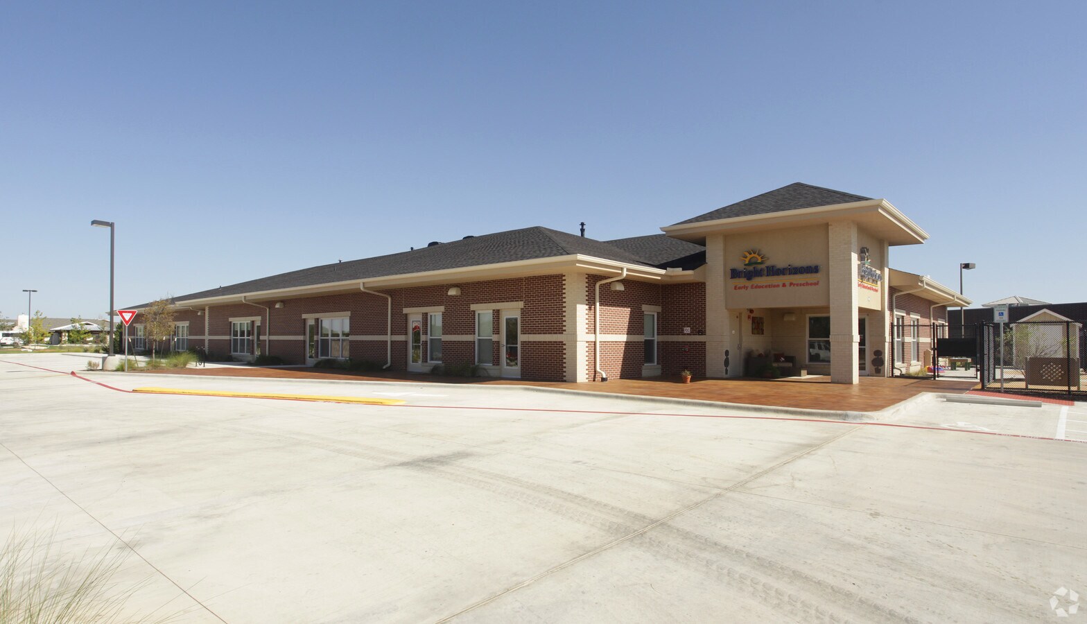 7210 Wyoming Springs Dr, Round Rock, TX 78681