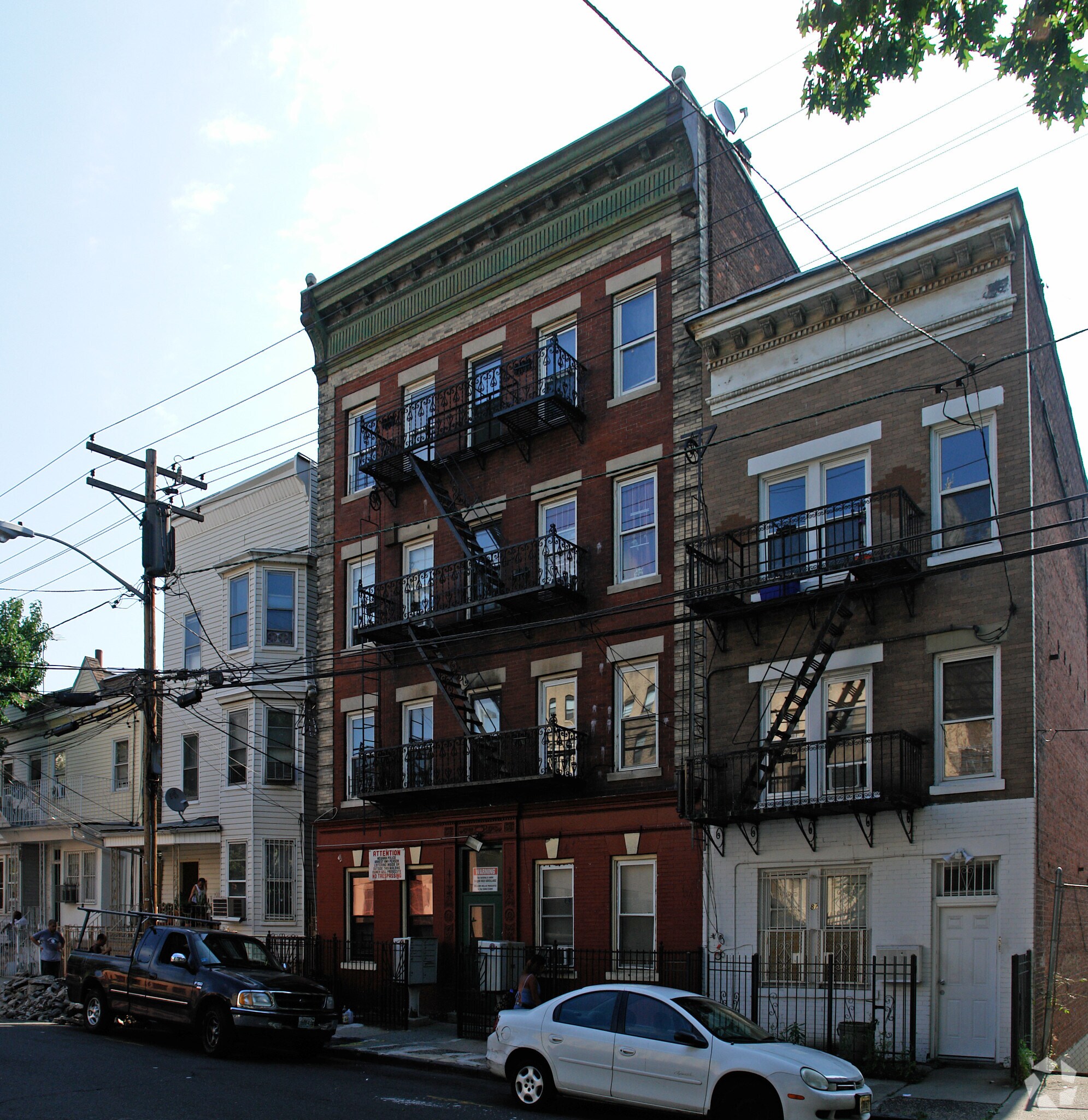 89 Mount Prospect Ave, Newark, NJ 07104